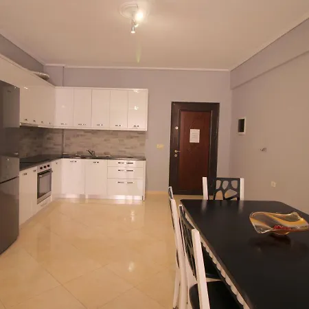 Mece Apt. Sarande